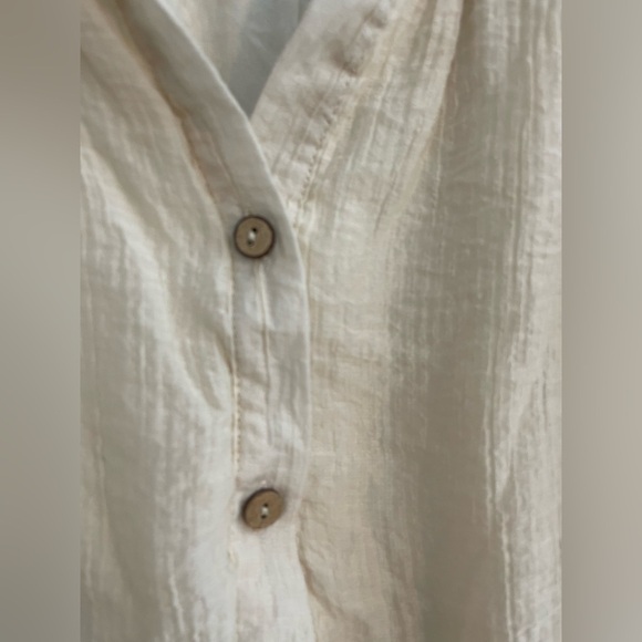 Easel Cream Ivory Ruffle Sleeveless Poofy Dress with Buttons - Picture 6 of 7